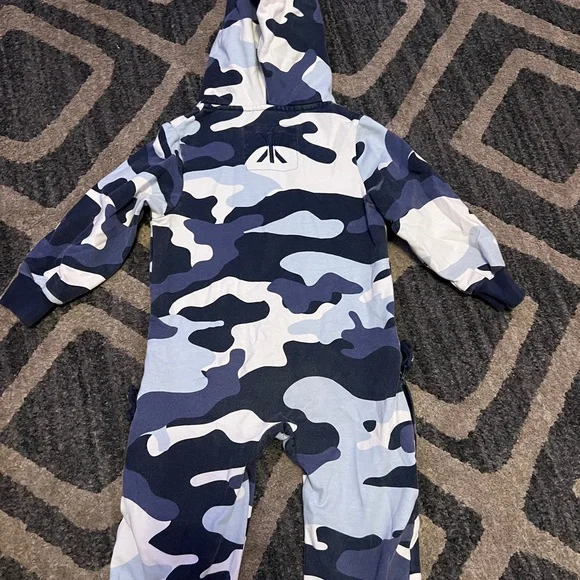 Onepiece blue Camouflage Jump In CAMO Jumpsuit sz 2/3T